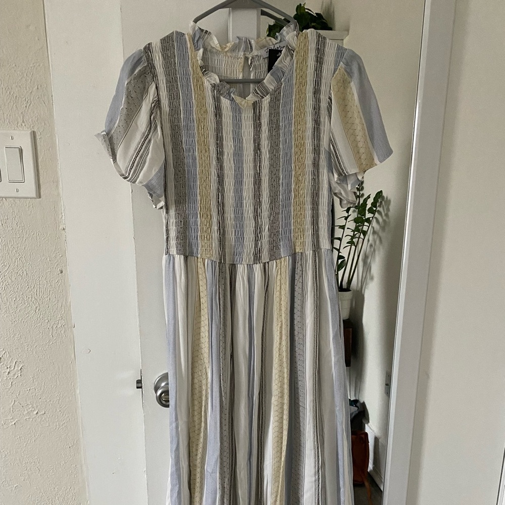 brand new Henly dress, maxi